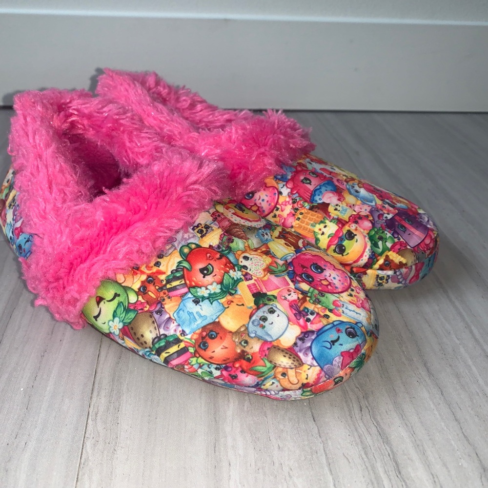 Shopkins slippers size 3